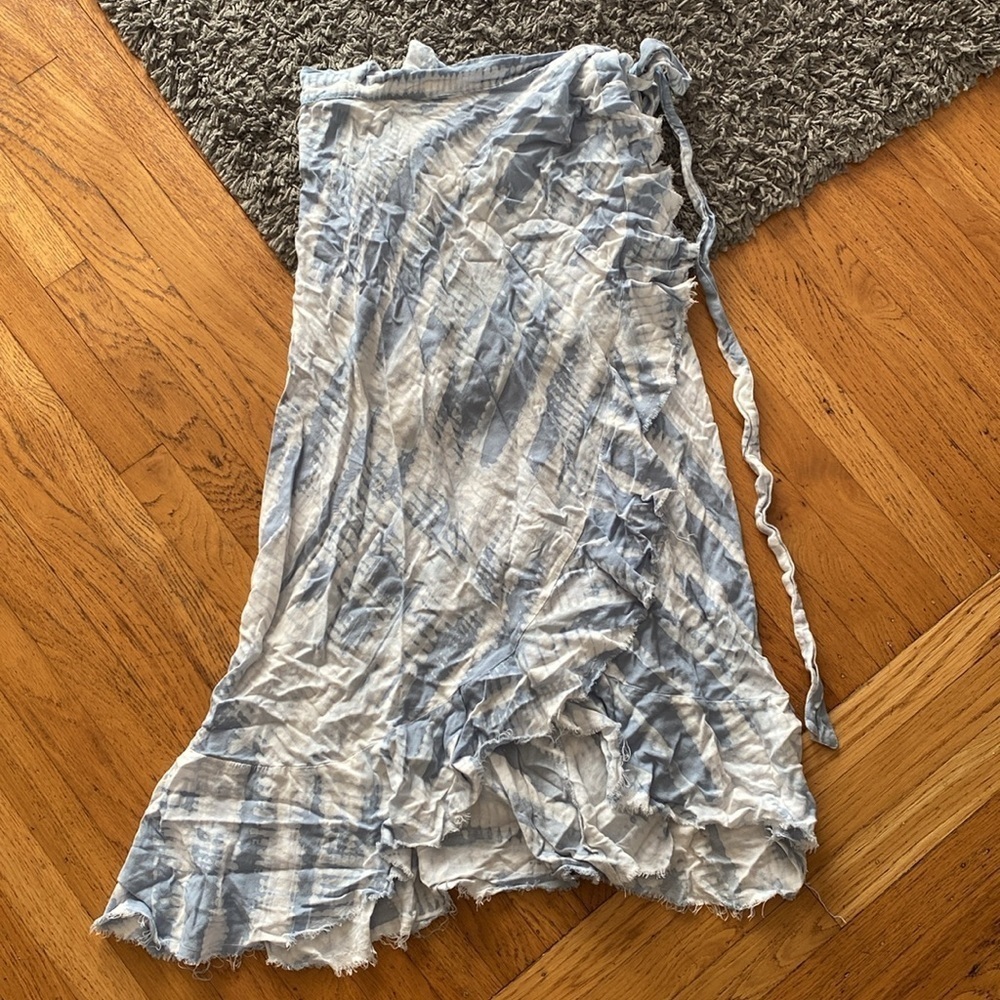 treasure Tie Dye Blue and White Wrap Midi Skirt Size Medium